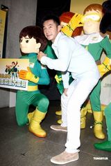 高清：李李仁献声儿童剧 突破舞蹈障碍大跳暖身操