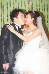 组图：小彬彬结婚儿子当花童 大牌艺人均缺席