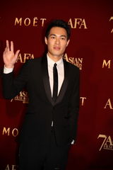 组图：亚洲电影大奖香港举行 群星亮相红毯