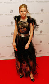 组图：女神初长成！忆小“赫敏”艾玛的囧与美