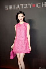 组图：景甜捧场时尚品牌庆典 独立也是一种时尚