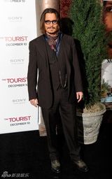 高清组图：《游客》首映 朱莉皮特秀恩爱德普落单