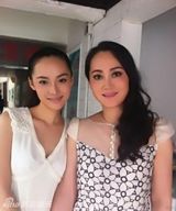 组图：51岁宋佳22岁女儿私房照 继承美貌大眼可爱