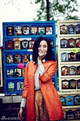 组图：小宋佳登《优家画报》 伦敦掠影感触英伦风尚