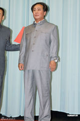 组图：《领袖情怀》首映 红心塑造纯朴版毛泽东