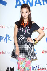 组图：炎亚纶胡宇崴活动现身引粉丝尖叫