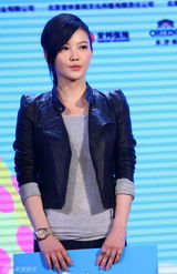 组图：赵薇电影《致青春》办同学会众星集合