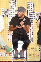 组图：滚石30周年演唱会启动 四大班长勇接苦差事