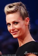 组图：威尼斯电影节时尚盘点之妆容发型