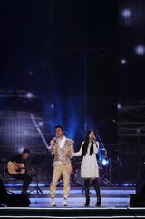 高清组图：师鹏北京开唱张柏芝等助阵