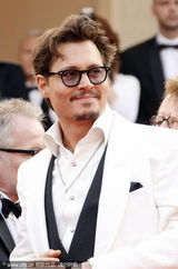 高清图：《加勒比4》首映礼 约翰尼·德普帅气现身