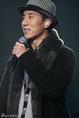 高清：深圳卫视跨年晚会 莫文蔚驯鹿装对决张佑赫