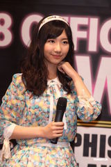 组图：柏木由纪首度赴台湾见粉丝自认雨女封号