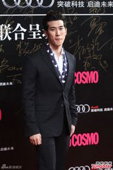 组图：张雨绮红裙明艳 高圆圆清新倪妮妩媚