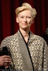 组图：蒂尔达撑《雪国列车》问答会 宋康昊亮相