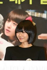 高清组图：韩剧《功课之神》宣传 俞承浩帅气有型