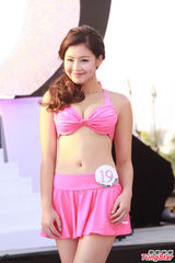 组图：19位入选亚姐泳装出镜 大秀身材性感靓丽