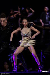 组图：周杰伦赞蔡依林漂亮 王力宏罗志祥助阵颁奖礼