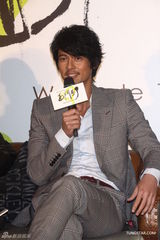 组图：安心亚出演《西门町》携手郭品超挑大梁