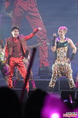 组图：罗志祥红馆热力开唱 罗妈亮相林志颖助阵