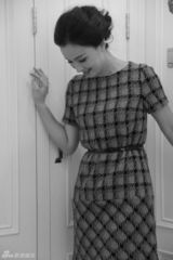 组图：小陶虹拍黑白写真 演绎雅致生活