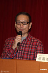 组图：Selina出院任爸喊“感恩” 深鞠躬感谢所有人