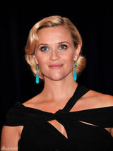 高清图：C罗女友白宫晚宴性感裸背 罗韩纯黑装肃穆