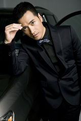 组图：何晟铭写真 古典小生转型儒雅型男