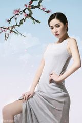 组图：林申阚清子情侣大片 深情演绎油画爱情