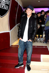 组图：陈冠希澄清被逼复出传闻 对娱乐圈还有兴趣