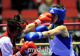 组图：韩国女演员李诗英参加女子拳击比赛