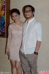 组图：杨采妮大婚 梁咏琪李心洁携夫出席