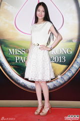 组图：港姐举行第一轮面试 候选佳丽水平参差