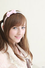 组图：英国90后萌妹贝琪-库尔135张美图集锦