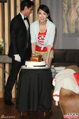 组图：隋棠称不需招桃花 私下询问盼良缘