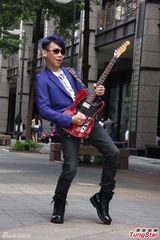 组图：陶喆蓝发义挺金曲奖 澄清炮轰评审口水战