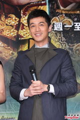 组图：刘诗诗胡歌亮相 蒋劲夫帅气娜扎美艳