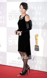 组图：韩国演员张赫获2010KBS演技大奖