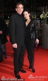 高清组图：《商海通牒》首映 史派西杰瑞米型男斗帅