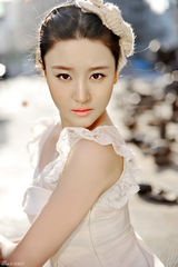 组图：“扈三娘”刘筱筱写真皓齿红唇