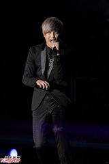 组图：黄鸿升谈前女友感慨 否认杨丞琳乃当事人