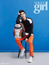 组图：韩星李章宇拍写真 休闲运动帅气十足