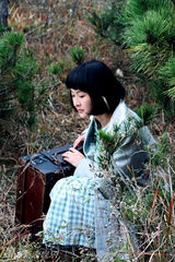 组图：《大金脉》全新剧照曝光 郑亦桐角色百变