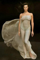 组图：足球宝贝、意大利著名女星曼奴拉-阿库里