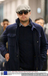 组图：莱昂纳多亮相日本 墨镜遮面酷劲十足