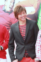 组图：陈肇麒等球员出EP 收入做慈善不为进歌坛