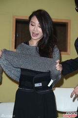 组图：F.I.R主唱骑车摔伤脊椎 陈建宁颁出禁骑令