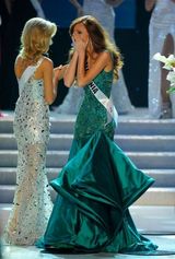 组图：2011美国小姐尘埃落定 加州女郎喜获冠军