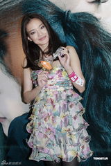 高清组图：《不再让你孤单》慈善行 舒淇刘烨联手