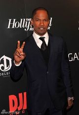 组图：昆汀“姜戈”纽约首映 红毯上明星扎堆